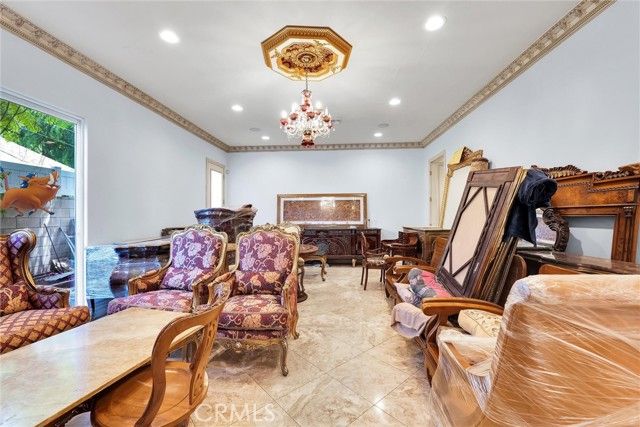 22349 Dolorosa Street, Woodland Hills (los Angeles), CA 91367