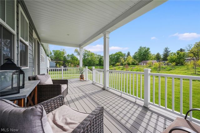 7564 Main Street, Olmsted Falls, OH 44138
