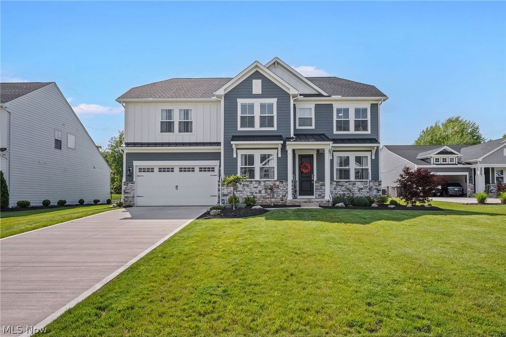 7564 Main Street, Olmsted Falls, OH 44138