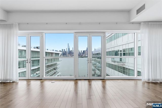 800 Ave At Port Imperial Boulevard 1010, Weehawken, NJ 07086