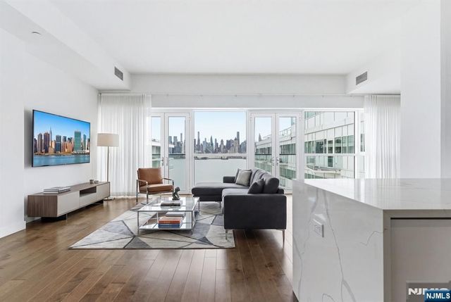 800 Ave At Port Imperial Boulevard 1010, Weehawken, NJ 07086