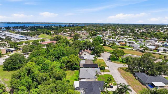 2130 72ND STREET CIRCLE W, Bradenton, FL 34209