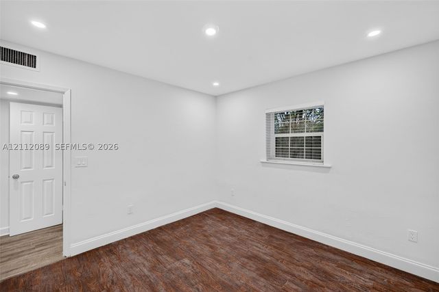 2017 NE 29th Ct, Fort Lauderdale, FL 33306