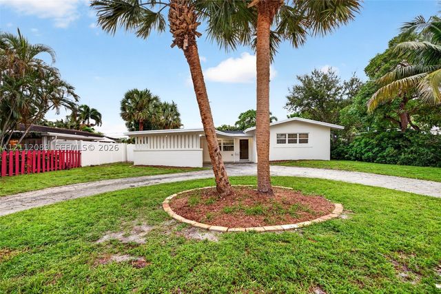 2017 NE 29th Ct, Fort Lauderdale, FL 33306
