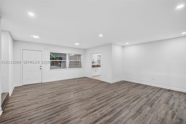 2017 NE 29th Ct, Fort Lauderdale, FL 33306