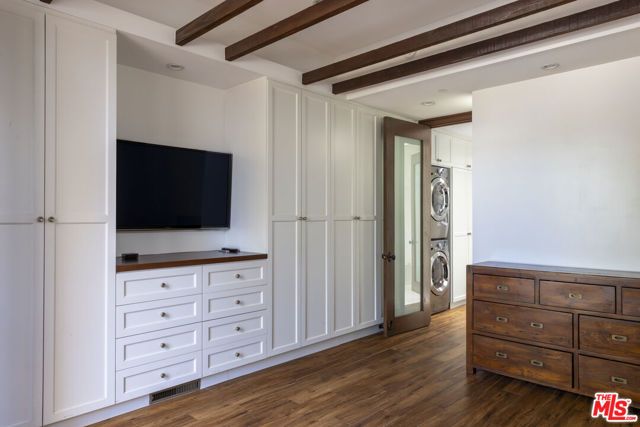 501 PIER Avenue, Santa Monica, CA 90405