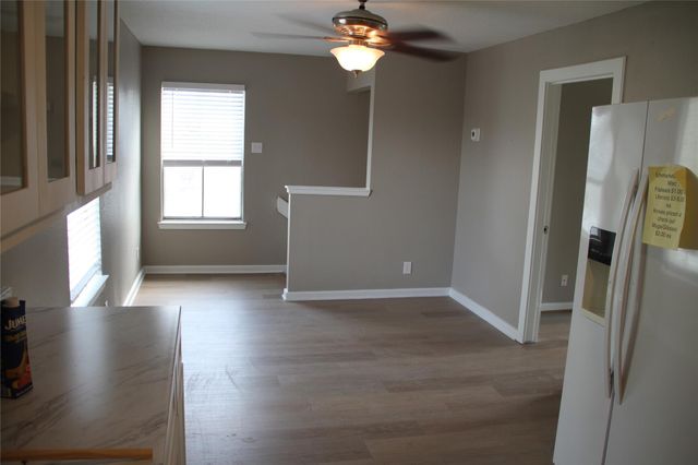 5400 E Sheldon Street B, Houston, TX 77008