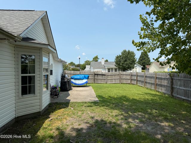 6701 Newbury Way, Wilmington, NC 28411
