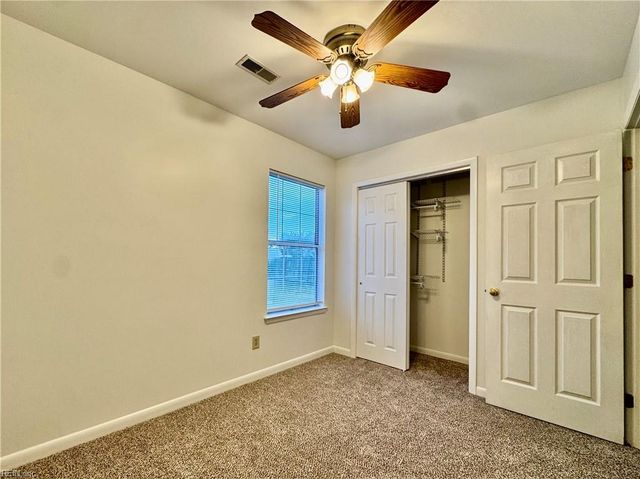822 Estelle CT, Newport News, VA 23608