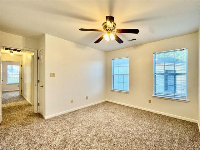 822 Estelle CT, Newport News, VA 23608