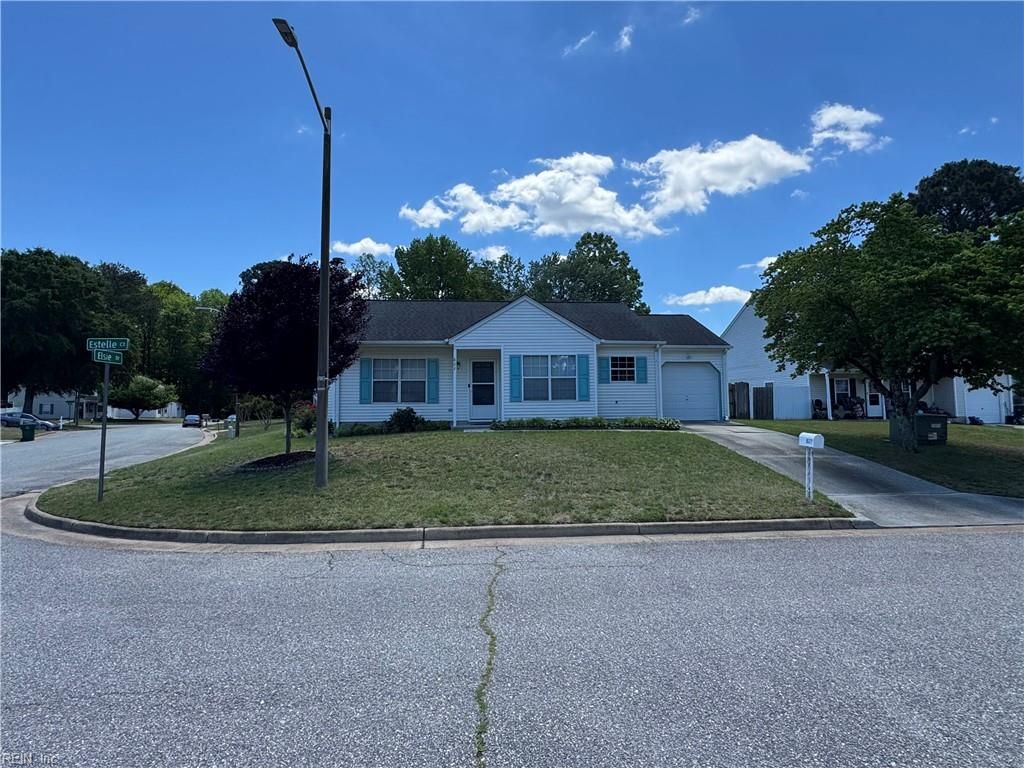 822 Estelle CT, Newport News, VA 23608