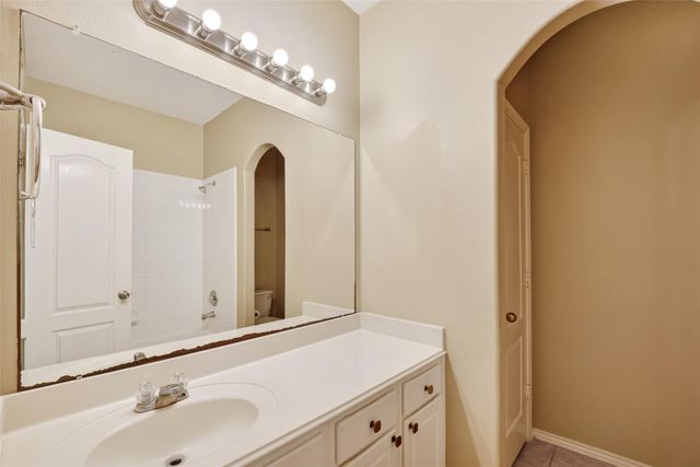 2507 Cypress Springs Court, Pearland, TX 77584