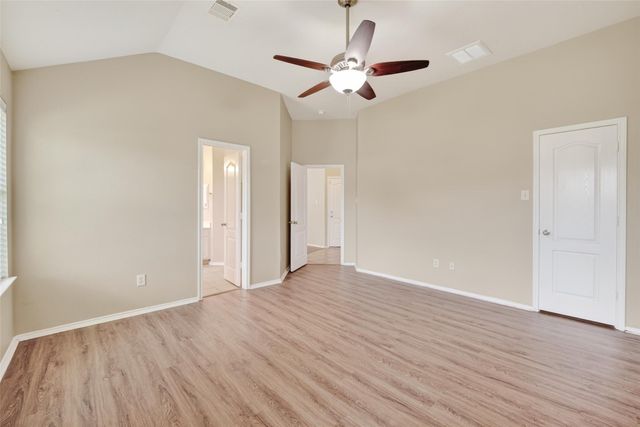 2507 Cypress Springs Court, Pearland, TX 77584