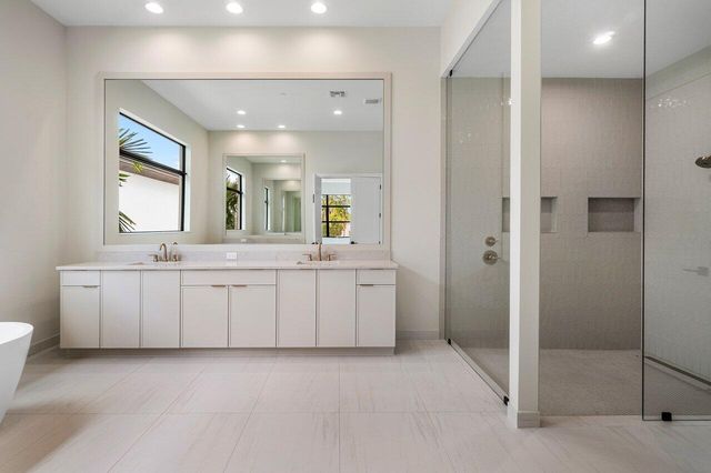 9148 CORAL ISLES Circle {Lot 13}, Palm Beach Gardens, FL 33412