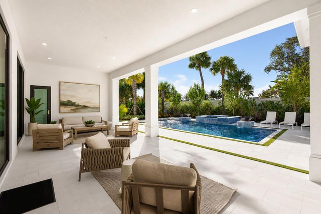 9148 CORAL ISLES Circle {Lot 13}, Palm Beach Gardens, FL 33412