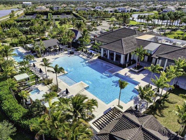 9148 CORAL ISLES Circle {Lot 13}, Palm Beach Gardens, FL 33412