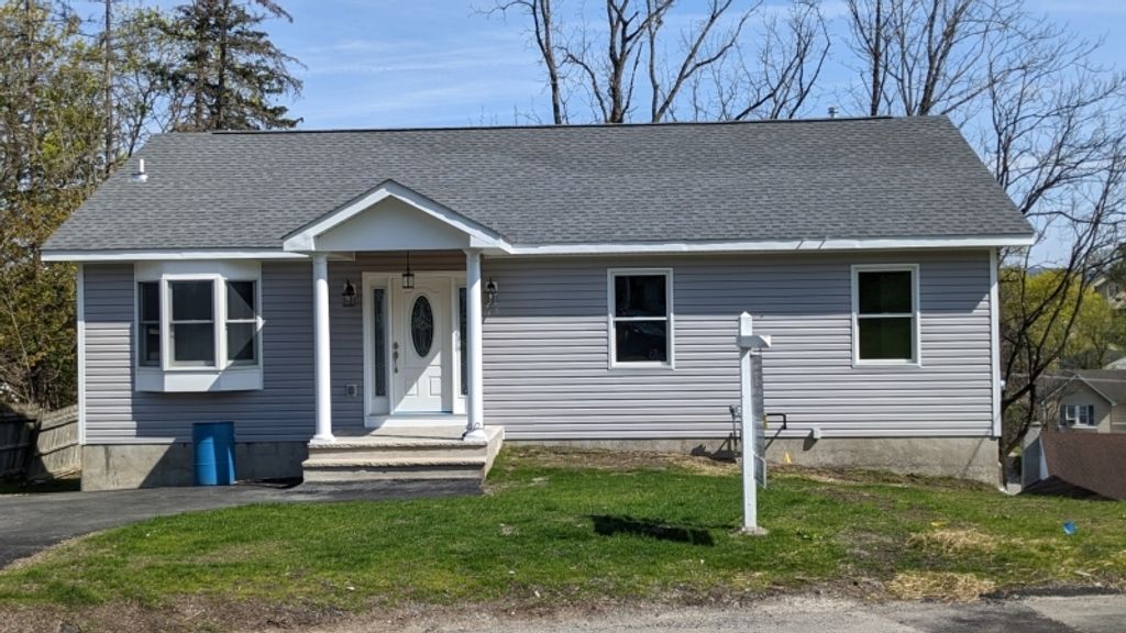 42 Harrison St, Sussex Boro, NJ 07461