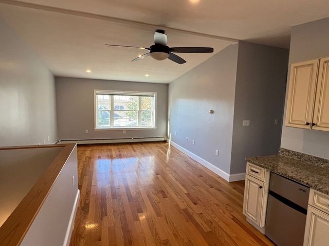 24 Ewell Ave 24, Lexington, MA 02421