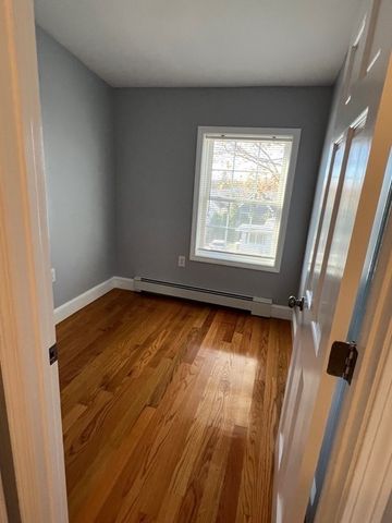 24 Ewell Ave 24, Lexington, MA 02421