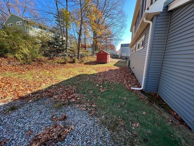 24 Ewell Ave 24, Lexington, MA 02421