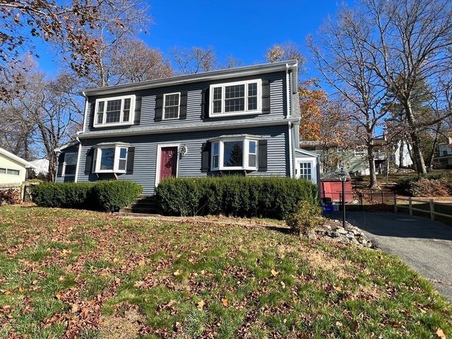 24 Ewell Ave 24, Lexington, MA 02421