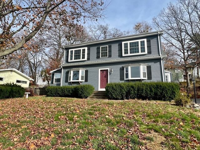 24 Ewell Ave 24, Lexington, MA 02421