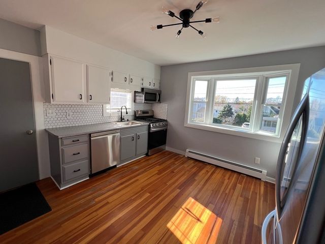 24 Ewell Ave 24, Lexington, MA 02421