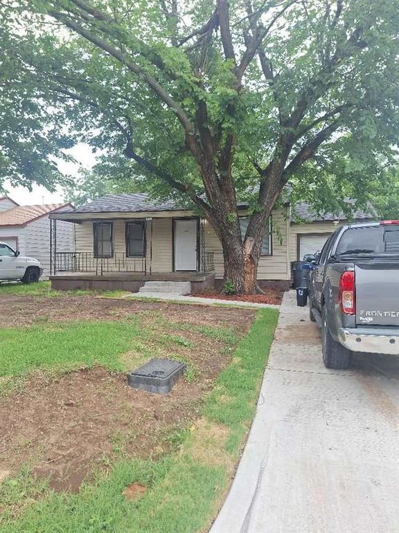 1406 NW Lincoln Ave, Lawton, OK 73507