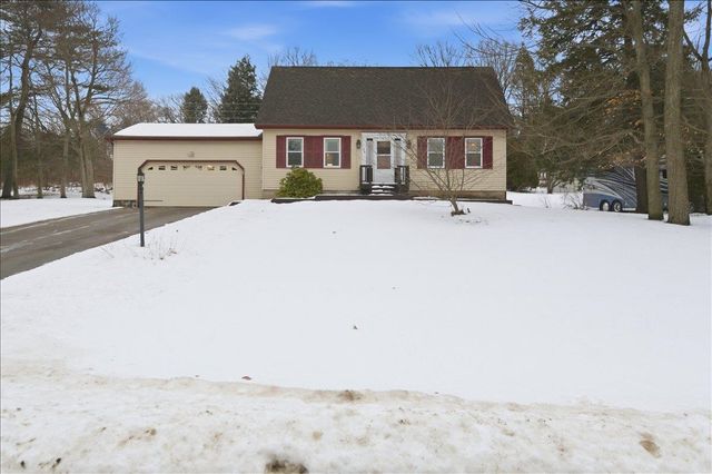 26 Milton Falls Court, Milton, VT 05468