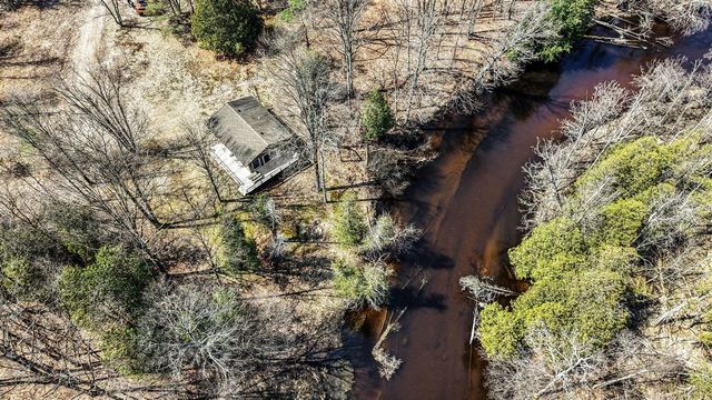 617 N Croswell Avenue, White Cloud, MI 49349