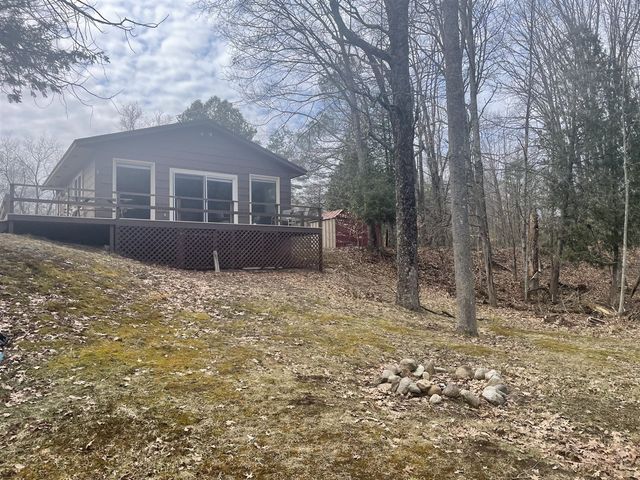 617 N Croswell Avenue, White Cloud, MI 49349