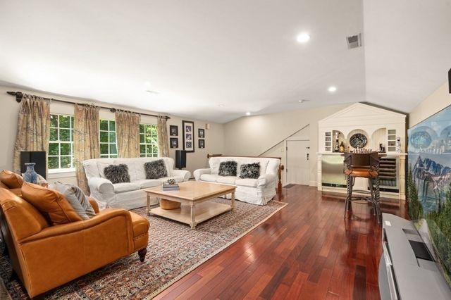 70 Osgood Street, Andover, MA 01810