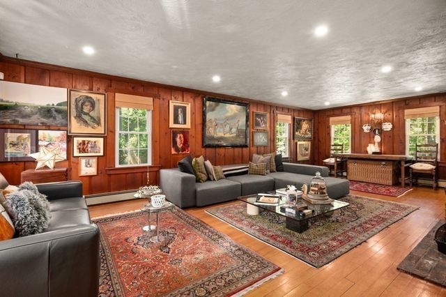 70 Osgood Street, Andover, MA 01810