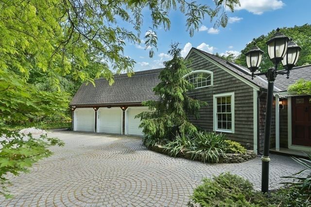 70 Osgood Street, Andover, MA 01810