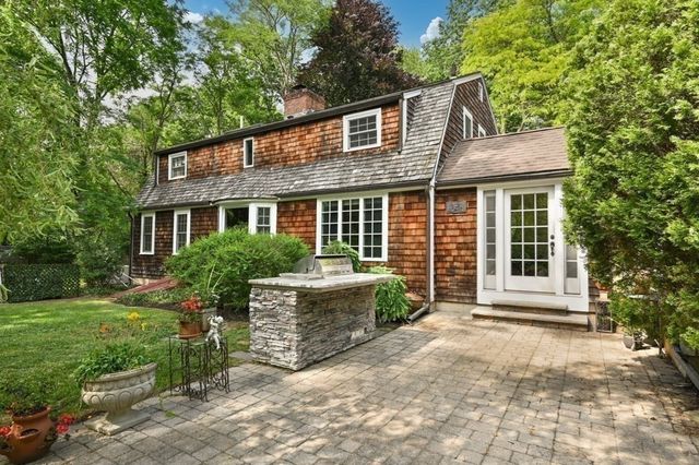70 Osgood Street, Andover, MA 01810