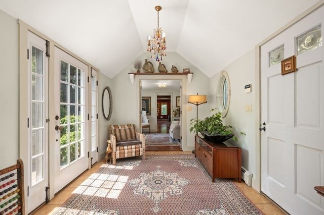 70 Osgood Street, Andover, MA 01810