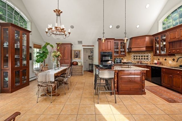 70 Osgood Street, Andover, MA 01810