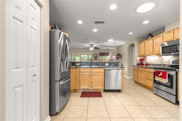 8358 SW 79TH CIRCLE, Ocala, FL 34476