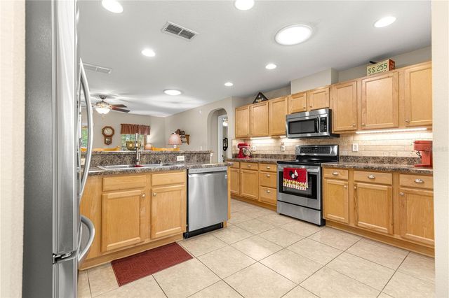 8358 SW 79TH CIRCLE, Ocala, FL 34476