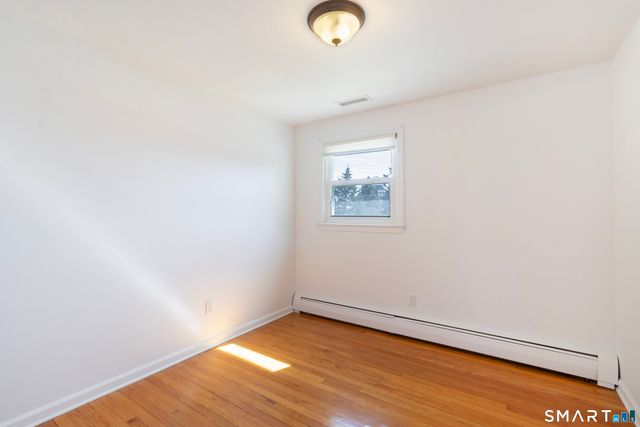 24 Indian Drive, Clinton, CT 06413