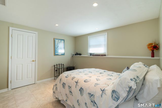 24 Indian Drive, Clinton, CT 06413