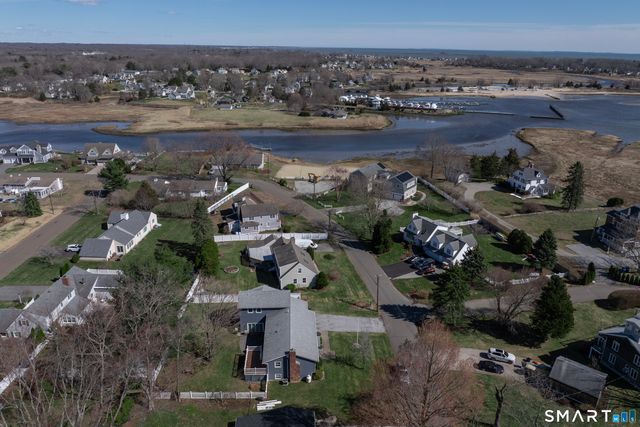 24 Indian Drive, Clinton, CT 06413