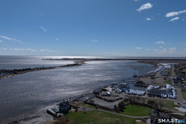 24 Indian Drive, Clinton, CT 06413