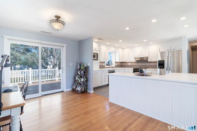 24 Indian Drive, Clinton, CT 06413