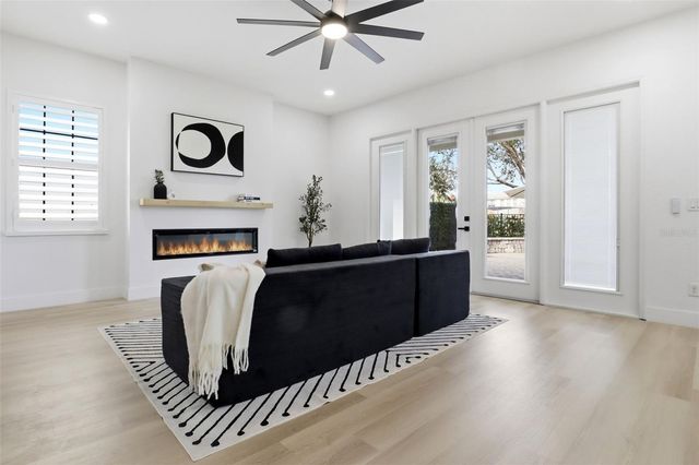 10467 HENBURY STREET, Orlando, FL 32832