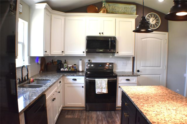 134 County Road 2749, Mineola, TX 75773