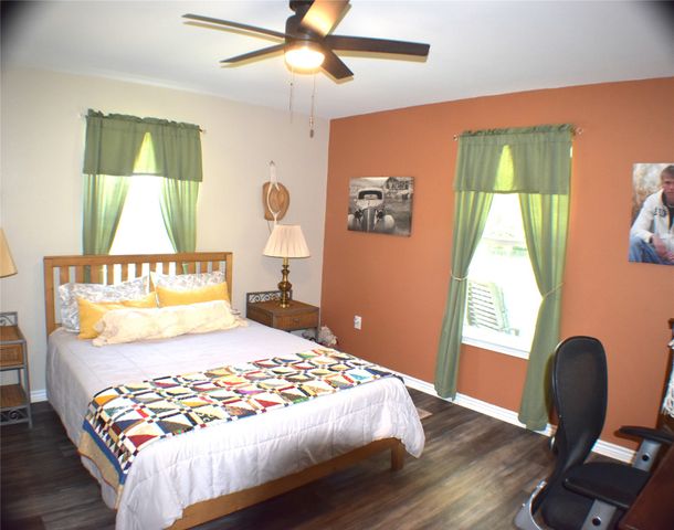 134 County Road 2749, Mineola, TX 75773