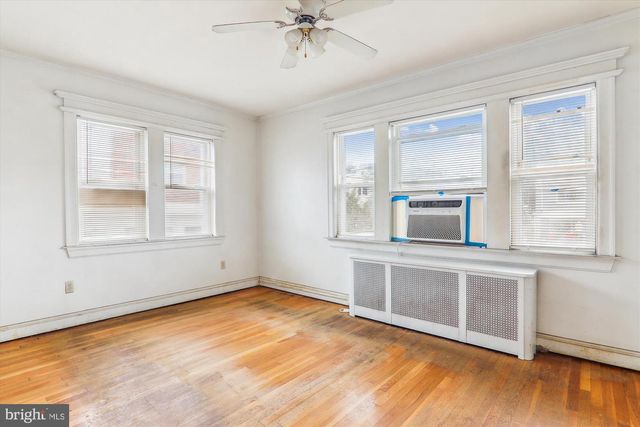 409 FARRAGUT ST NW, Washington, DC 20011