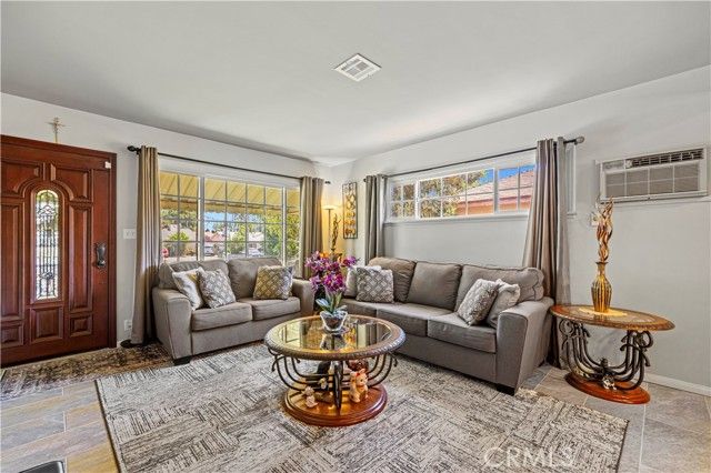 7463 Mason Avenue, Winnetka (los Angeles), CA 91306