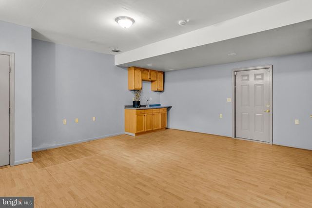 2292 FOREST LN, Harrisburg, PA 17112